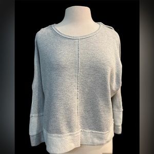 Elan Gray and White Long Sleeve Cold Shoulder One Size Top